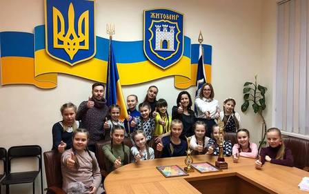  Дитячий танцювальний колектив 